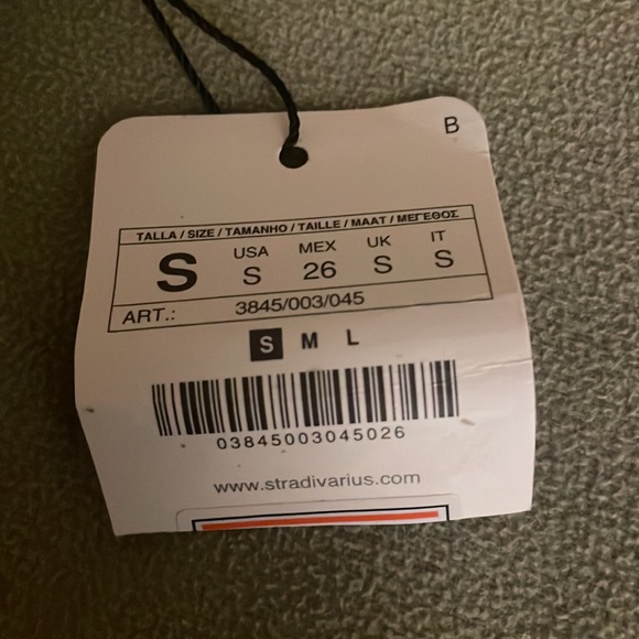 NWT Stradivarius Satin Blue Bralette Crop Top - Picture 3 of 3